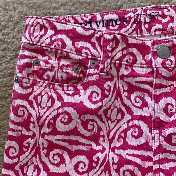 Vineyard Vines Salt Island Tile Print Denim - Picture 3 of 9